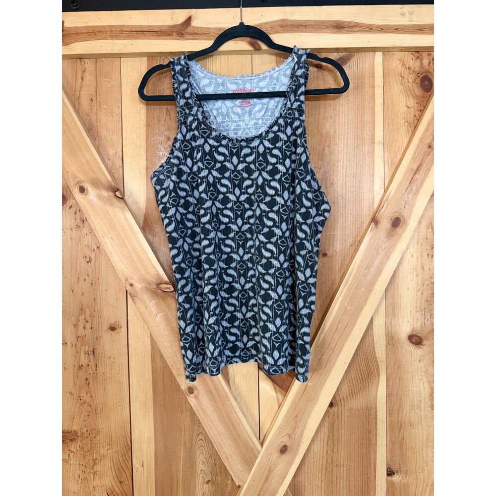 Black White Paisley Tank Top Women Large Smocked Back Ruffle Edges Boho Festival